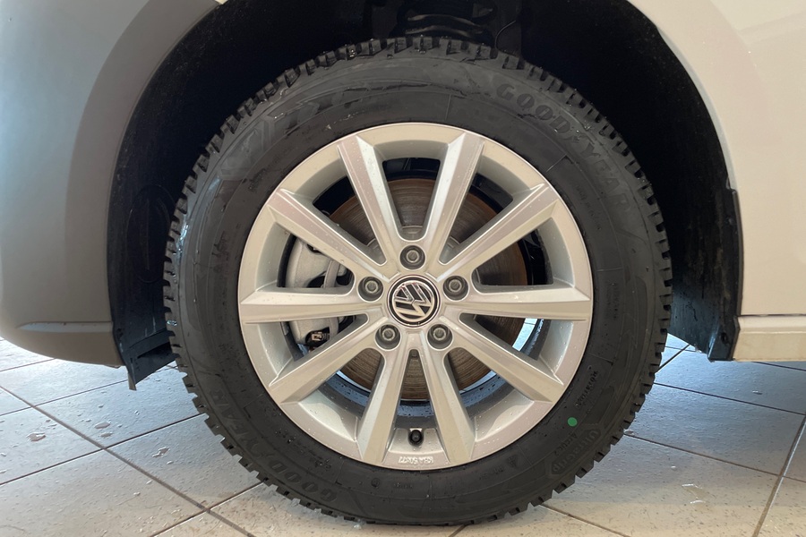 Volkswagen Caddy Maxi vaihtoauto