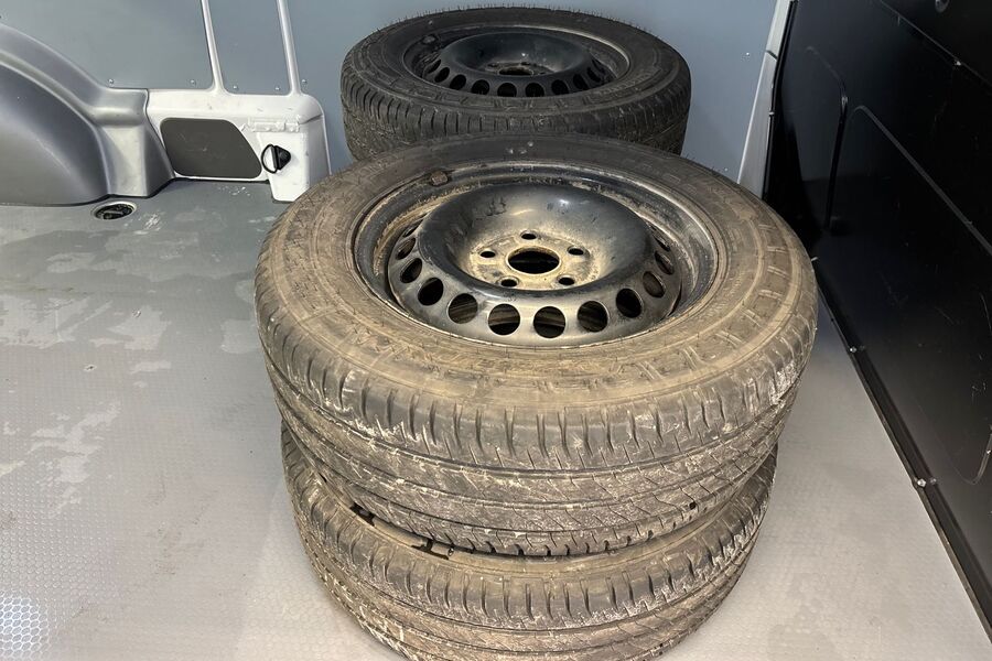 Volkswagen Transporter vaihtoauto