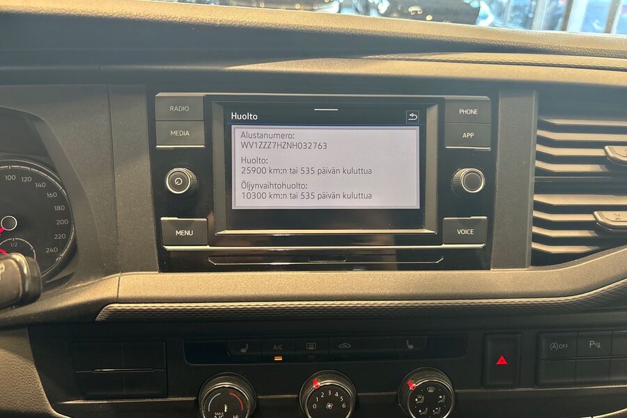 Volkswagen Transporter vaihtoauto