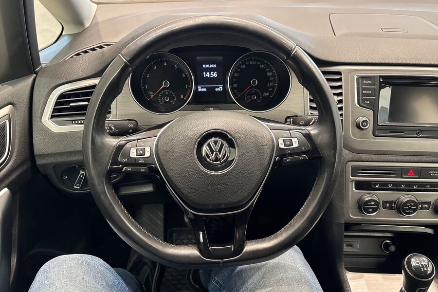 Volkswagen Golf Sportsvan vaihtoauto