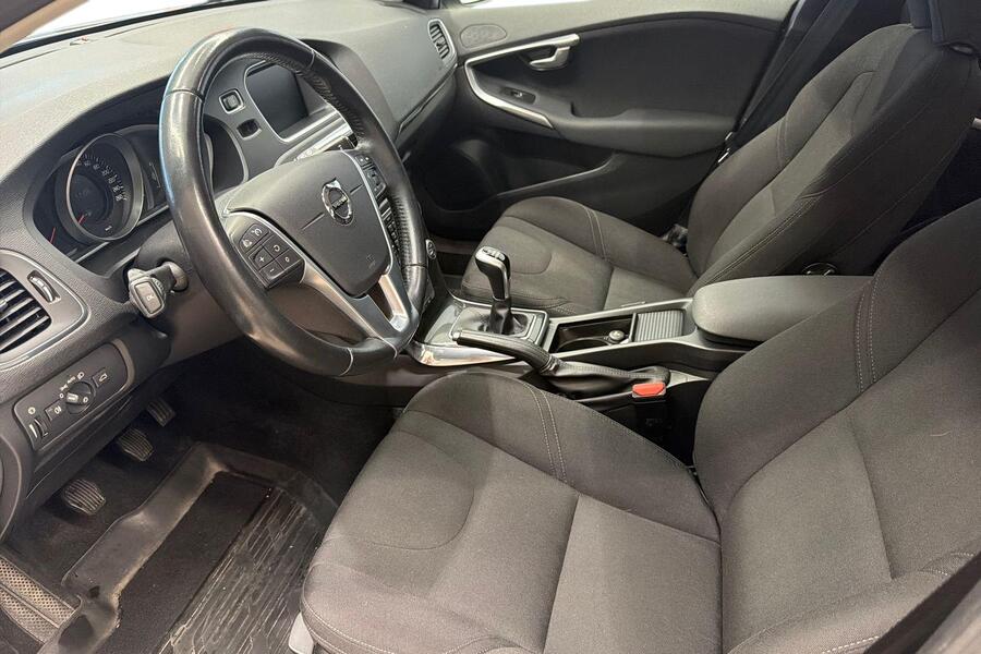 Volvo V40 vaihtoauto