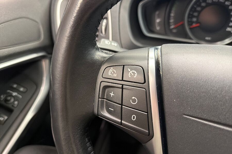 Volvo V40 vaihtoauto