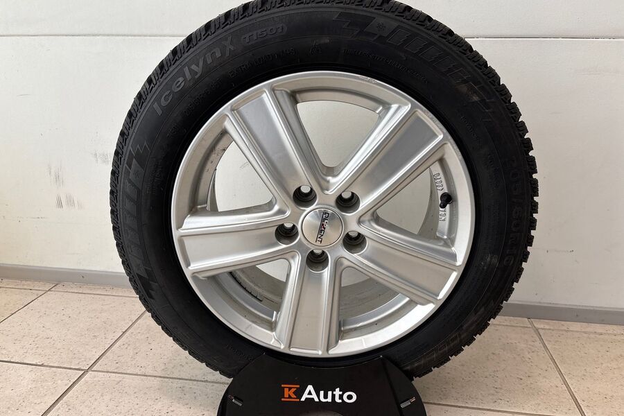 Volvo V70 vaihtoauto