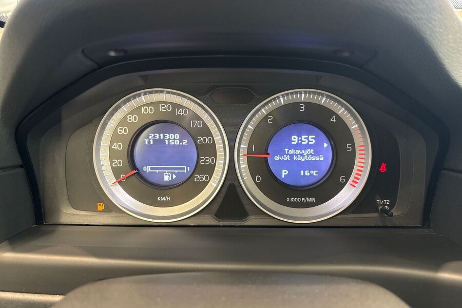 Volvo V70 vaihtoauto