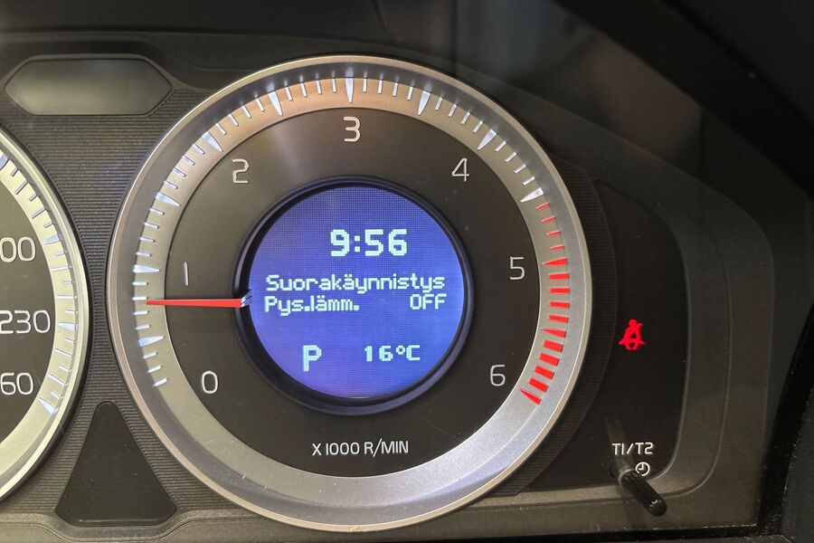 Volvo V70 vaihtoauto