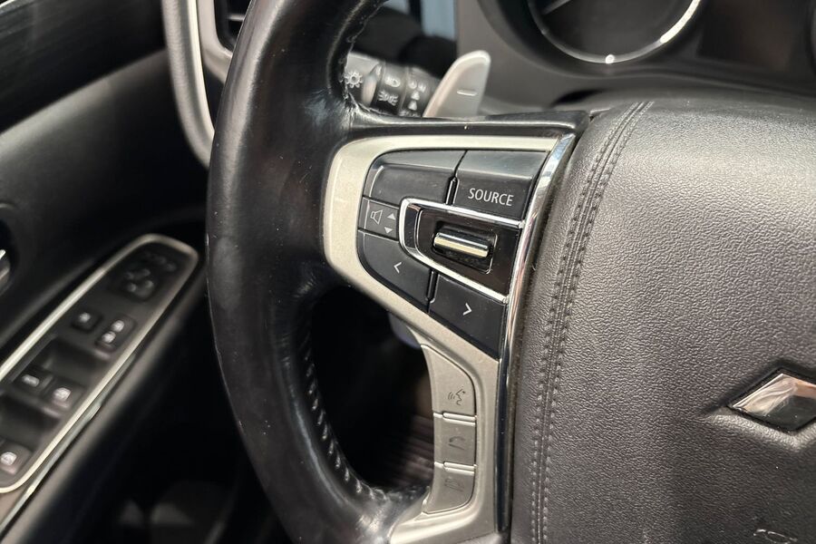 Mitsubishi Outlander PHEV vaihtoauto