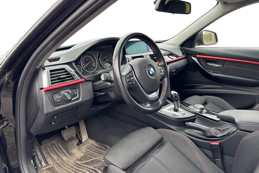 BMW 330 vaihtoauto