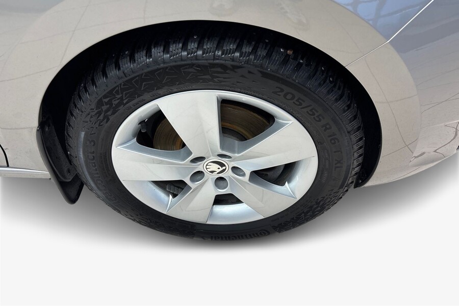 Skoda Rapid vaihtoauto