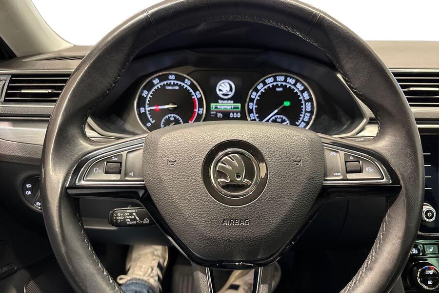 Skoda Superb vaihtoauto