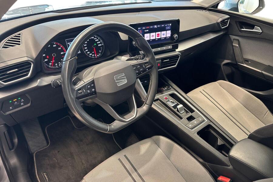 SEAT Leon Sportstourer vaihtoauto
