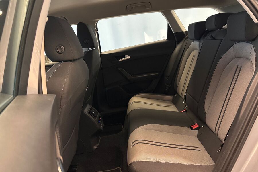 SEAT Leon Sportstourer vaihtoauto
