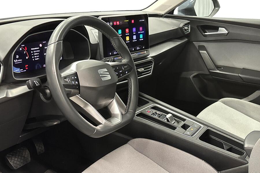 SEAT Leon Sportstourer vaihtoauto