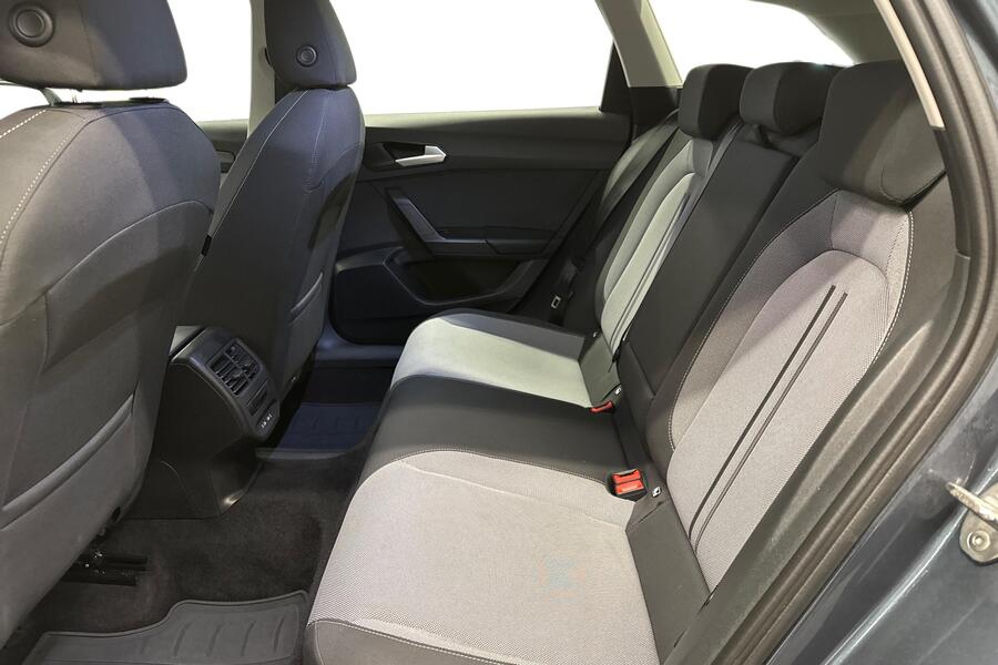 SEAT Leon Sportstourer vaihtoauto