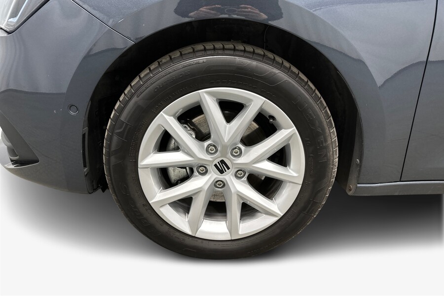 SEAT Leon Sportstourer vaihtoauto