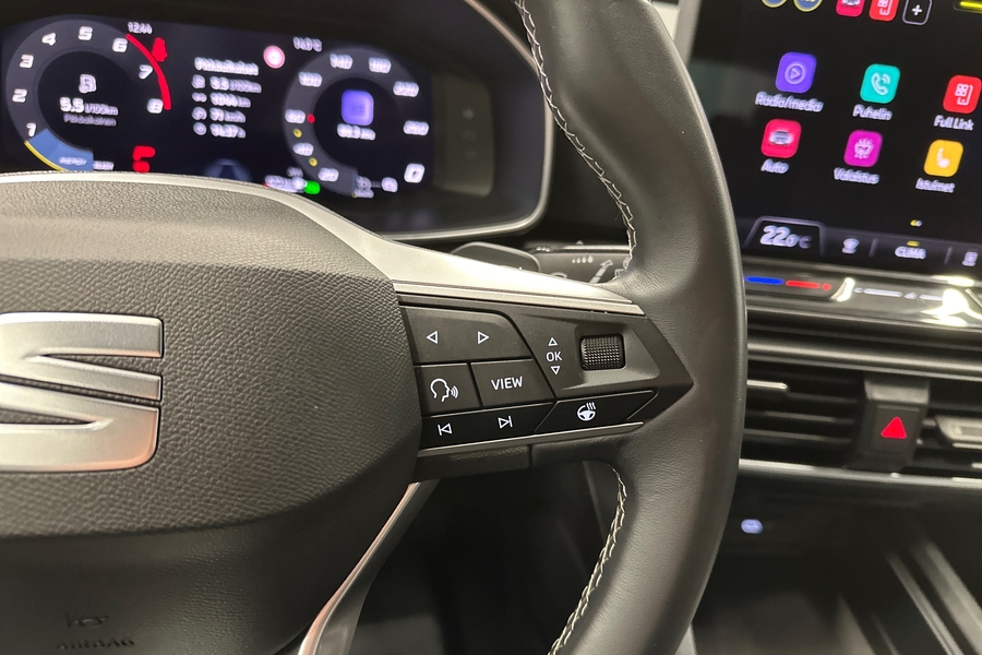 SEAT Leon Sportstourer vaihtoauto