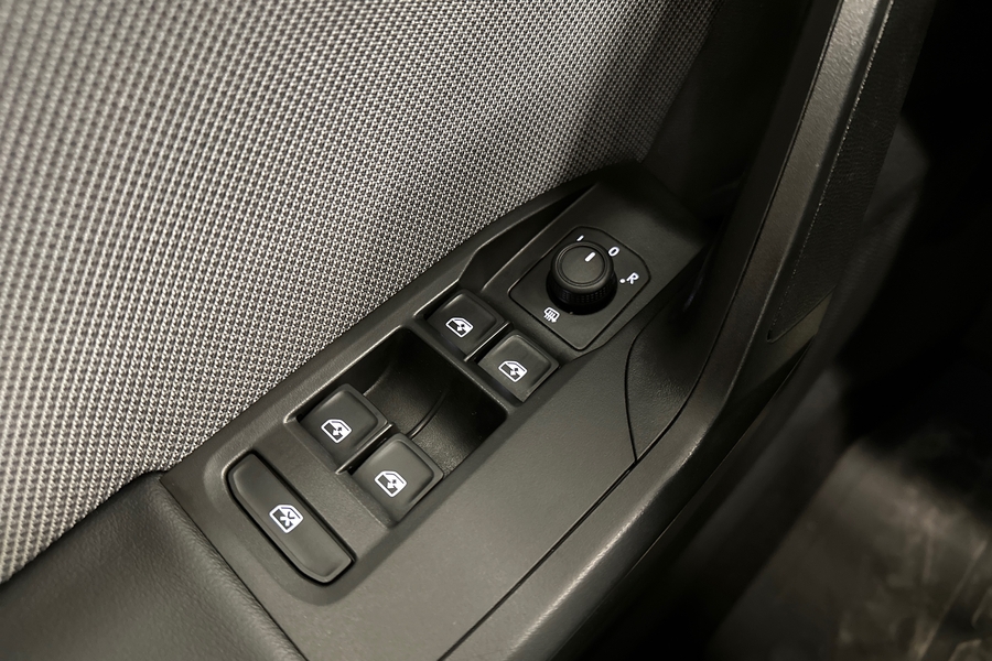 SEAT Leon Sportstourer vaihtoauto