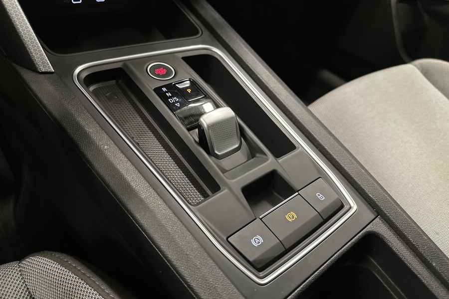 SEAT Leon Sportstourer vaihtoauto