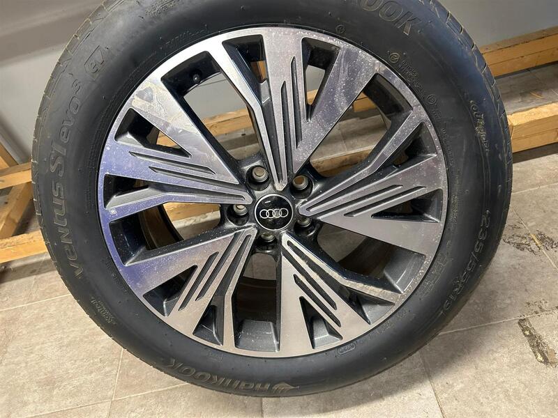 Audi Q4 e-tron vaihtoauto