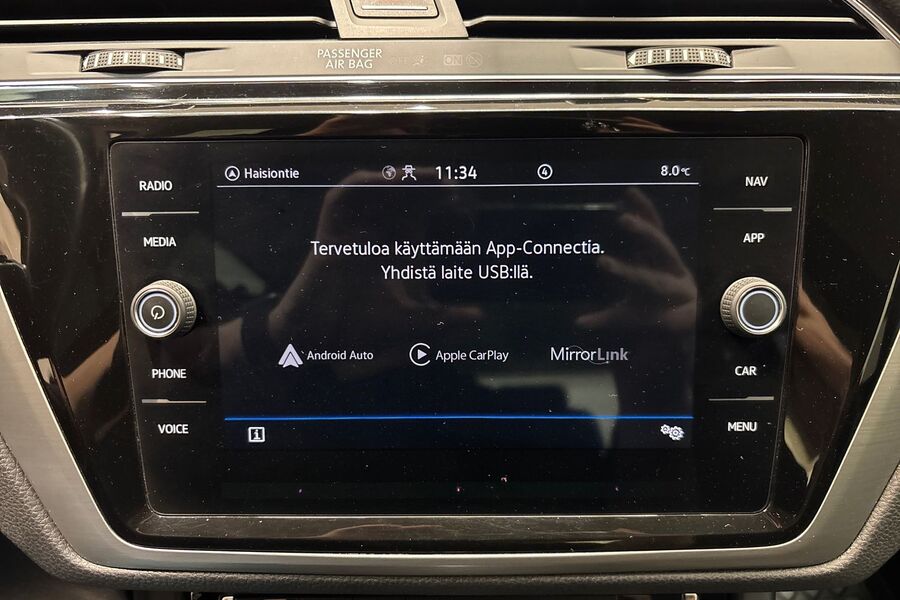 Volkswagen Touran vaihtoauto