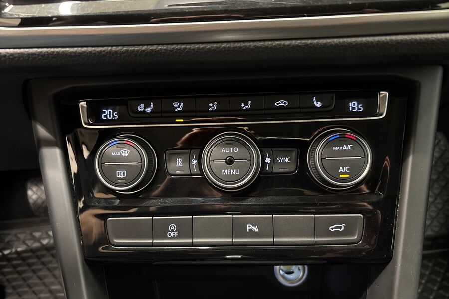 Volkswagen Touran vaihtoauto