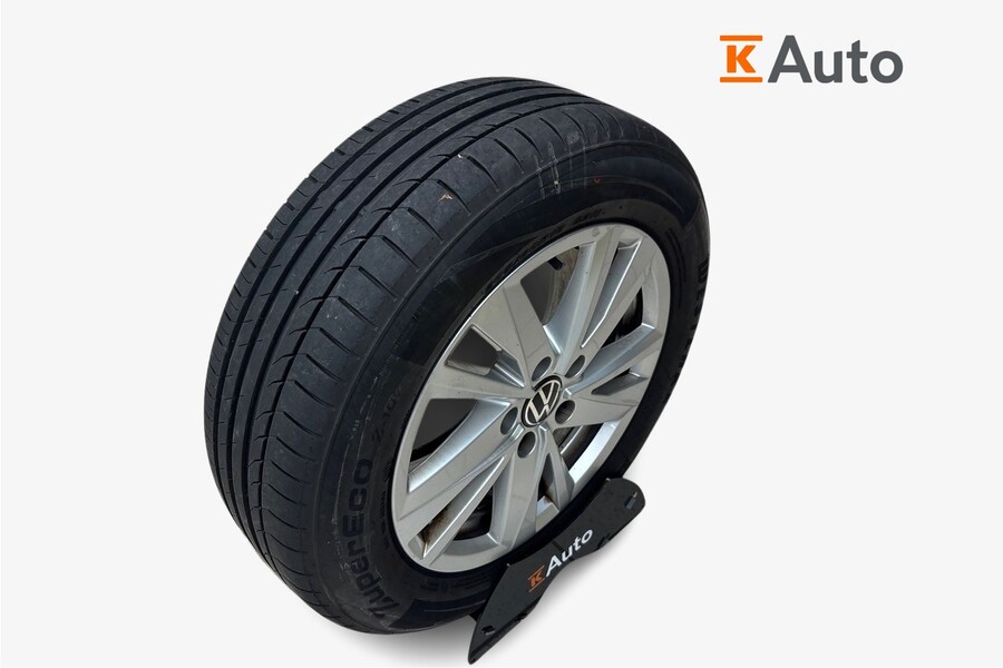 Volkswagen Touran vaihtoauto