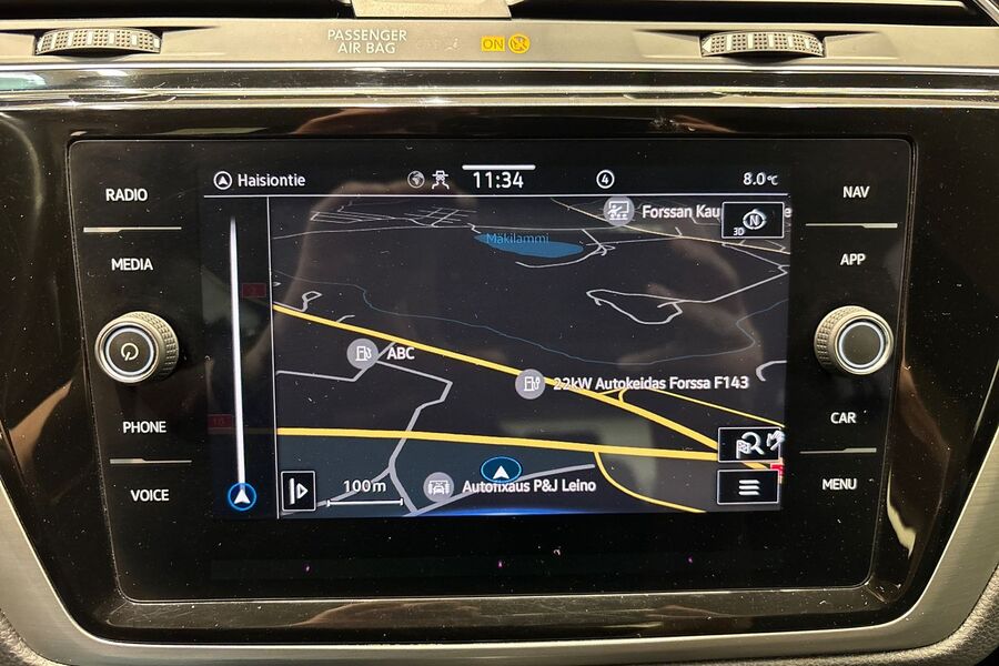 Volkswagen Touran vaihtoauto