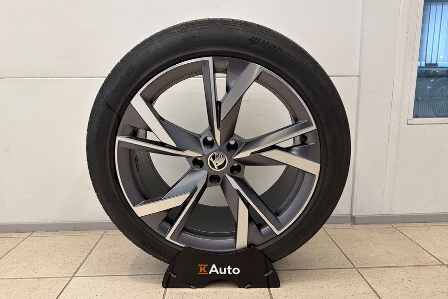 Skoda Enyaq vaihtoauto