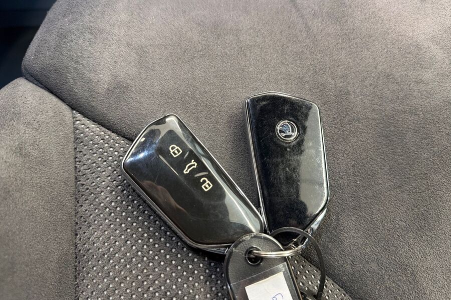 Skoda Enyaq vaihtoauto