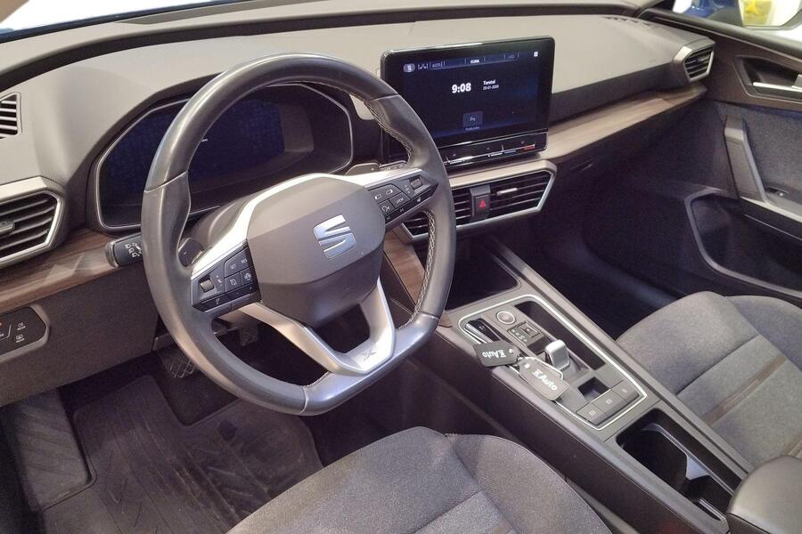 SEAT Leon Sportstourer vaihtoauto