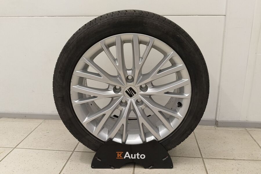 SEAT Leon Sportstourer vaihtoauto