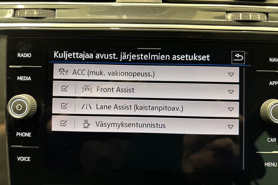 Volkswagen Tiguan vaihtoauto