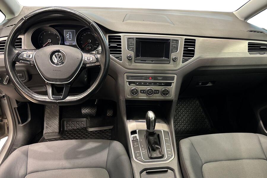 Volkswagen Golf Sportsvan vaihtoauto