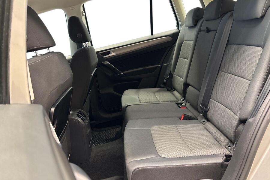 Volkswagen Golf Sportsvan vaihtoauto