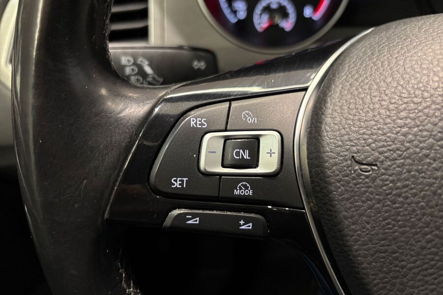 Volkswagen Golf Sportsvan vaihtoauto