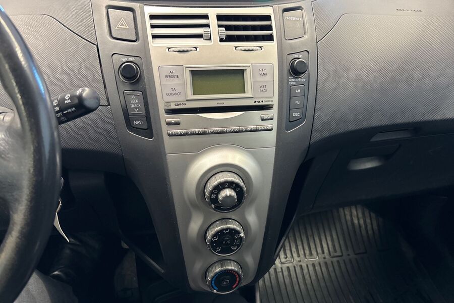 Toyota Yaris vaihtoauto