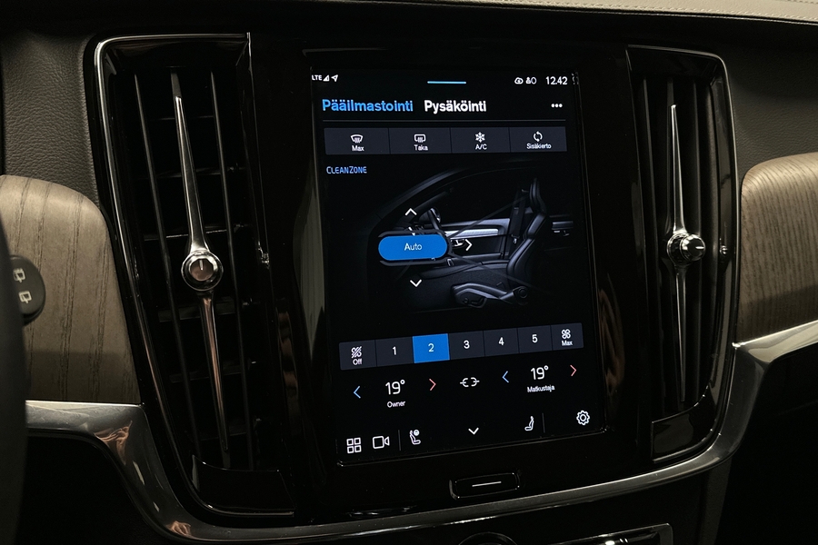 Volvo V90 vaihtoauto