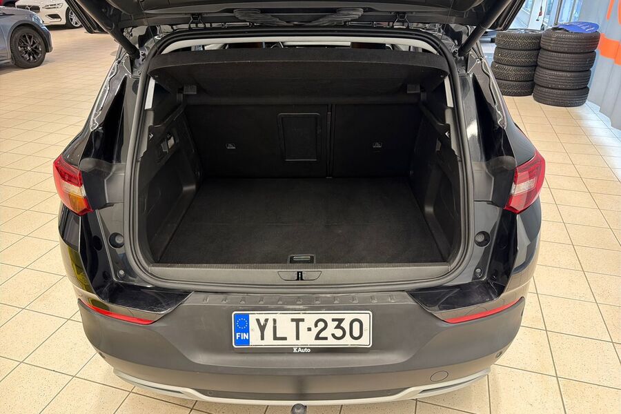 Opel Grandland X vaihtoauto