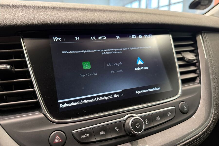 Opel Grandland X vaihtoauto