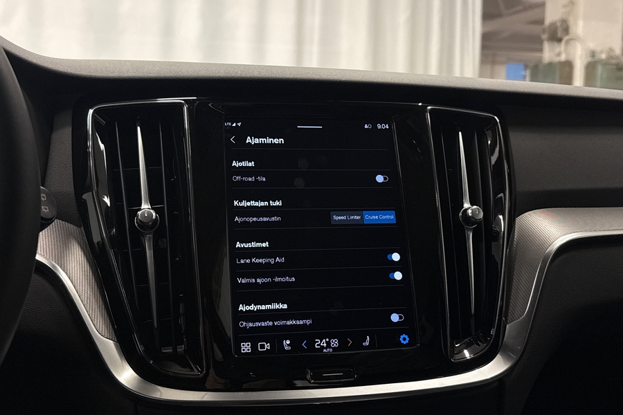 Volvo V60 Cross Country vaihtoauto