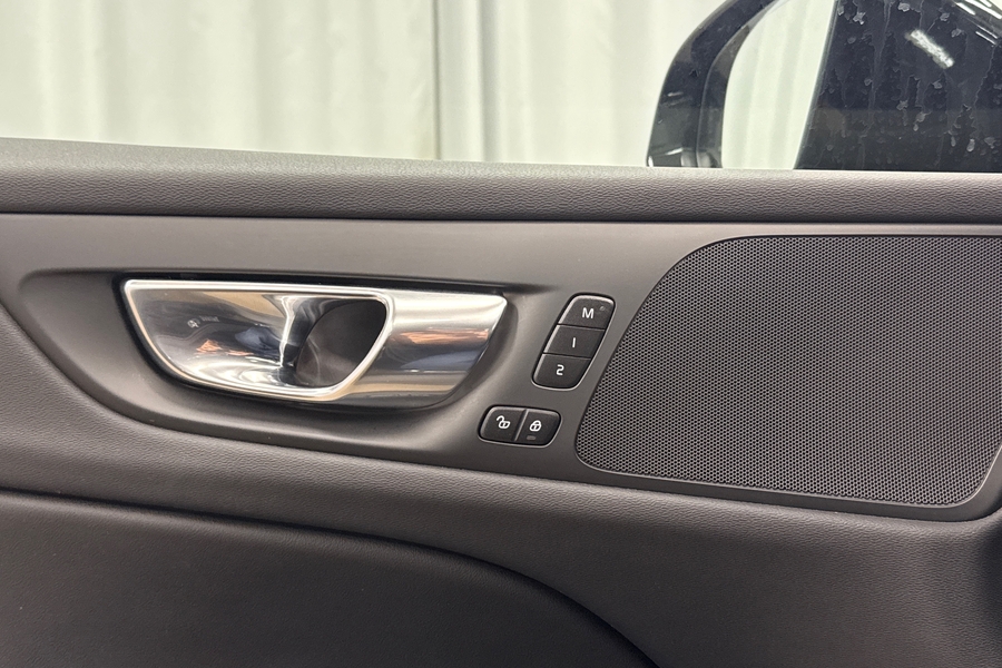 Volvo V60 Cross Country vaihtoauto