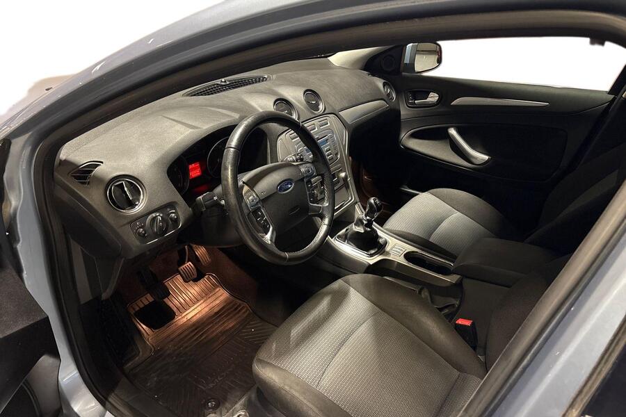 Ford Mondeo vaihtoauto