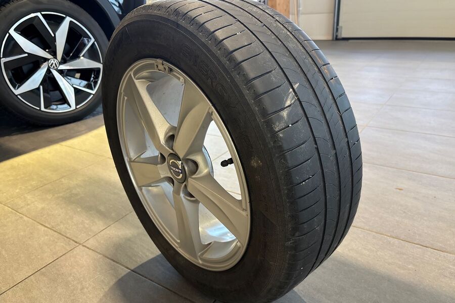 Volvo V40 vaihtoauto