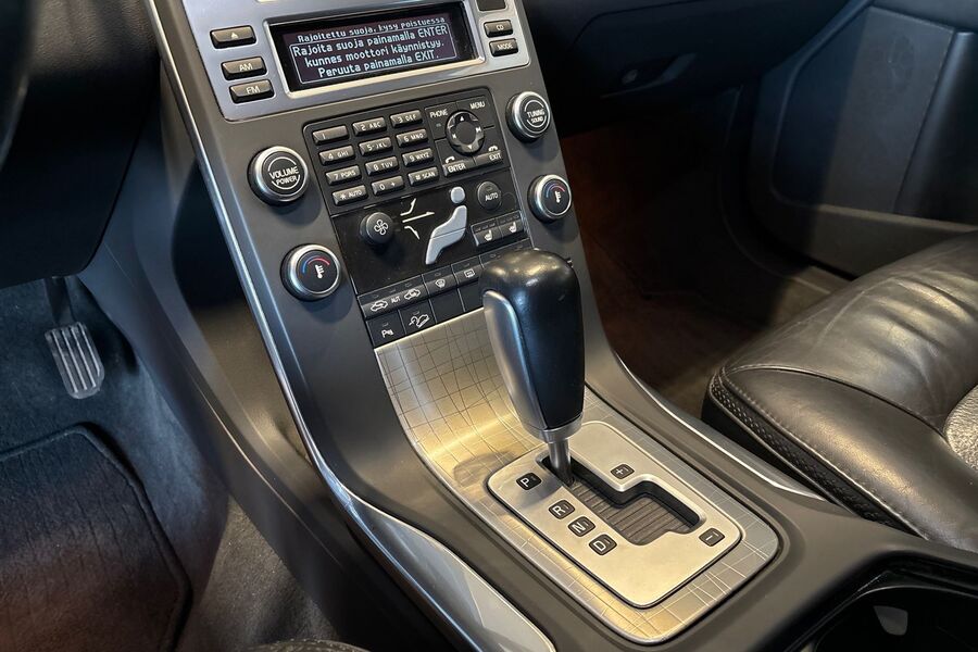 Volvo XC70 vaihtoauto