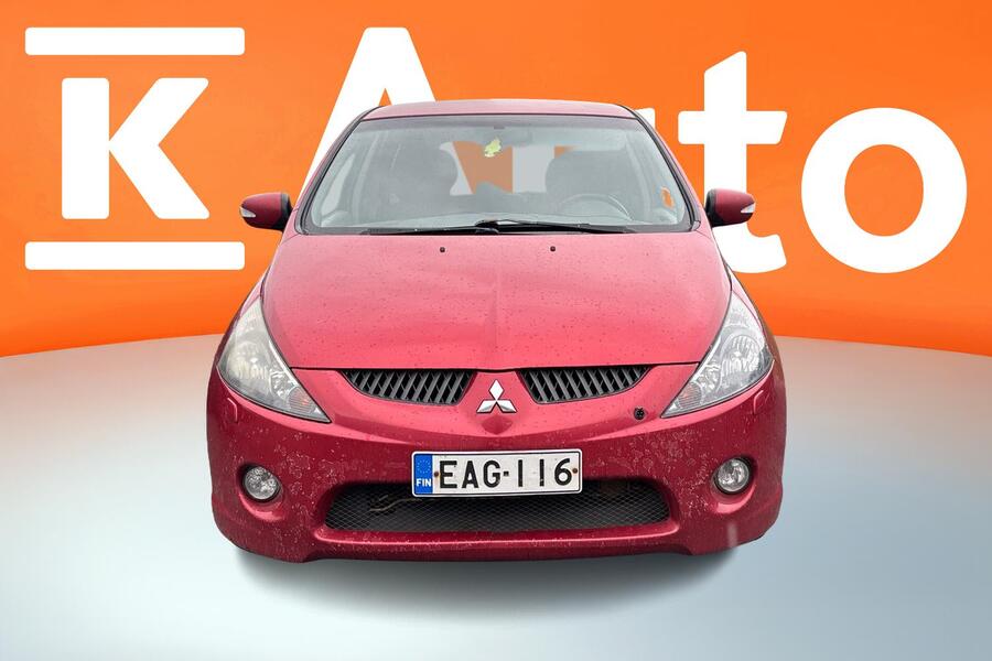 Mitsubishi Grandis vaihtoauto