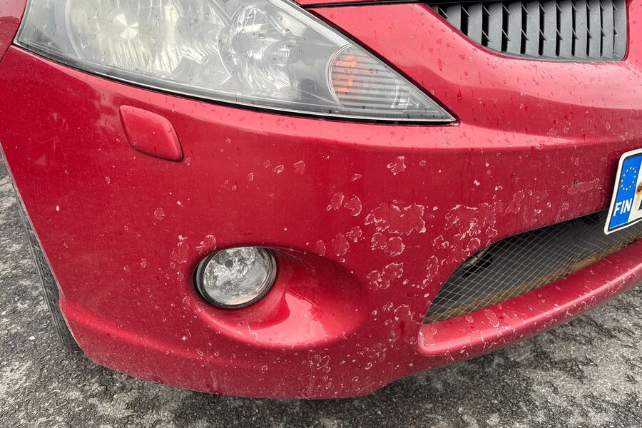 Mitsubishi Grandis vaihtoauto