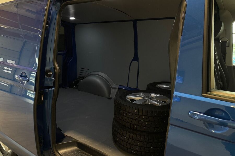 Volkswagen Transporter vaihtoauto