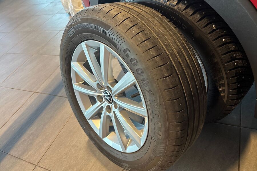 Volkswagen T-Cross vaihtoauto