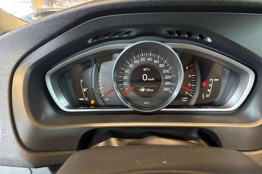 Volvo V40 vaihtoauto