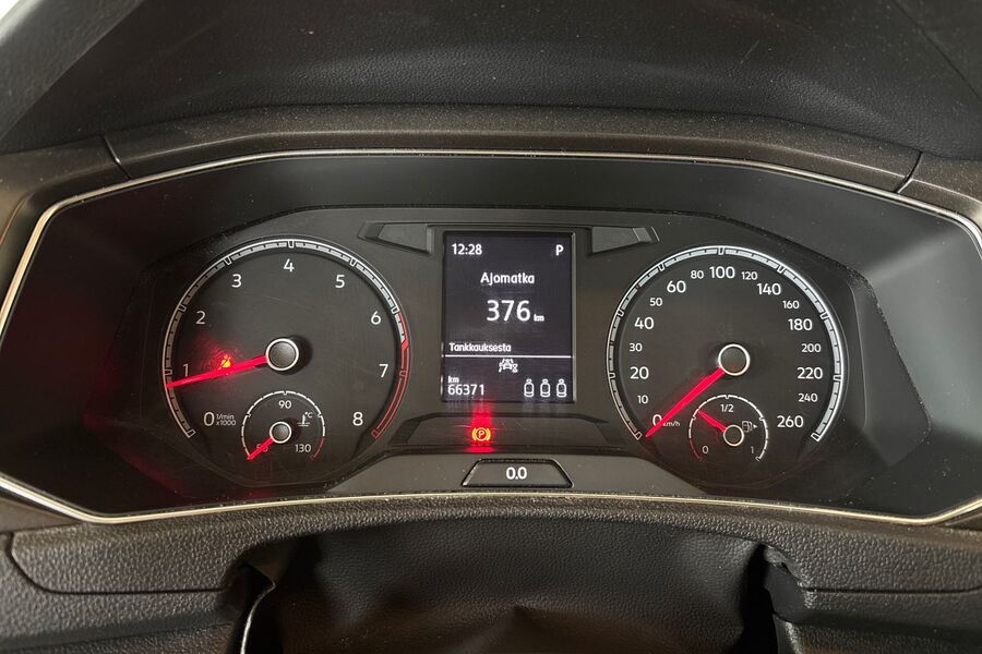 Volkswagen T-Roc vaihtoauto