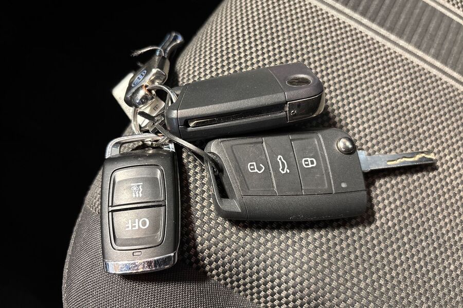 Volkswagen T-Roc vaihtoauto